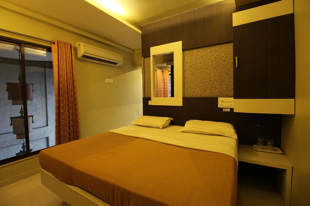Hotel Sham Suman, Kolhapur- Opposite To Mahalaxmi Temple Екстериор снимка