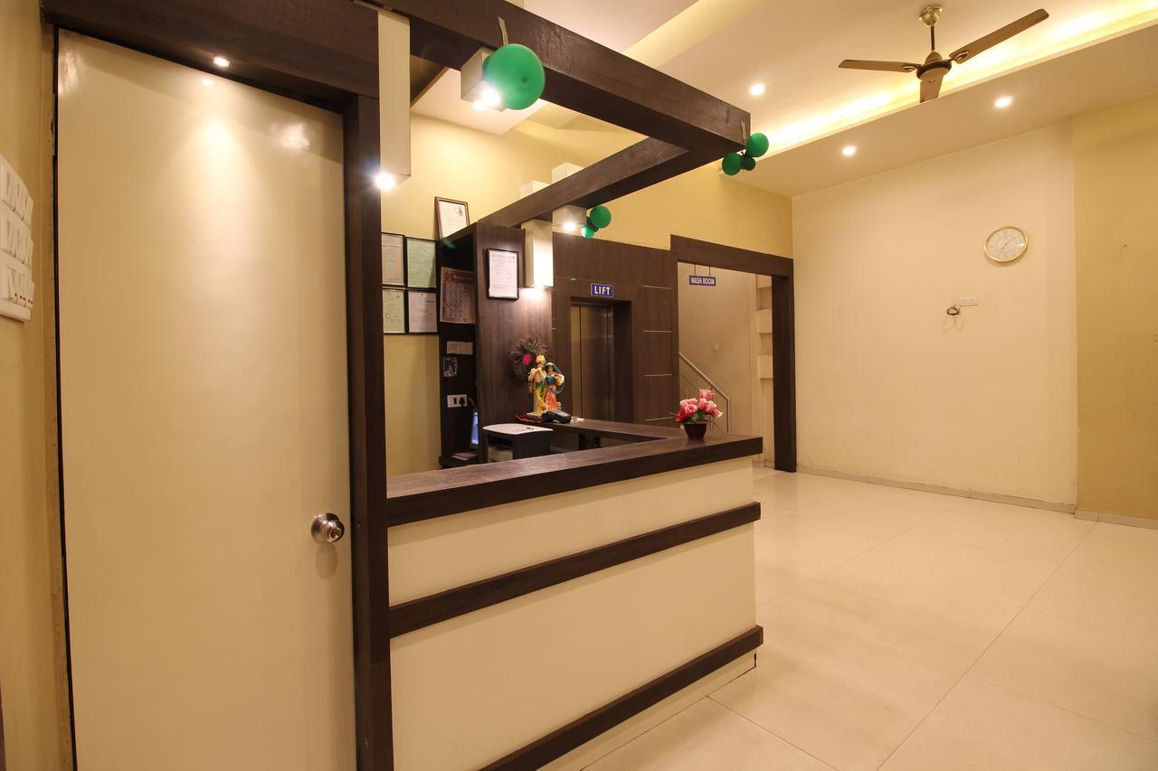 Hotel Sham Suman, Kolhapur- Opposite To Mahalaxmi Temple Екстериор снимка